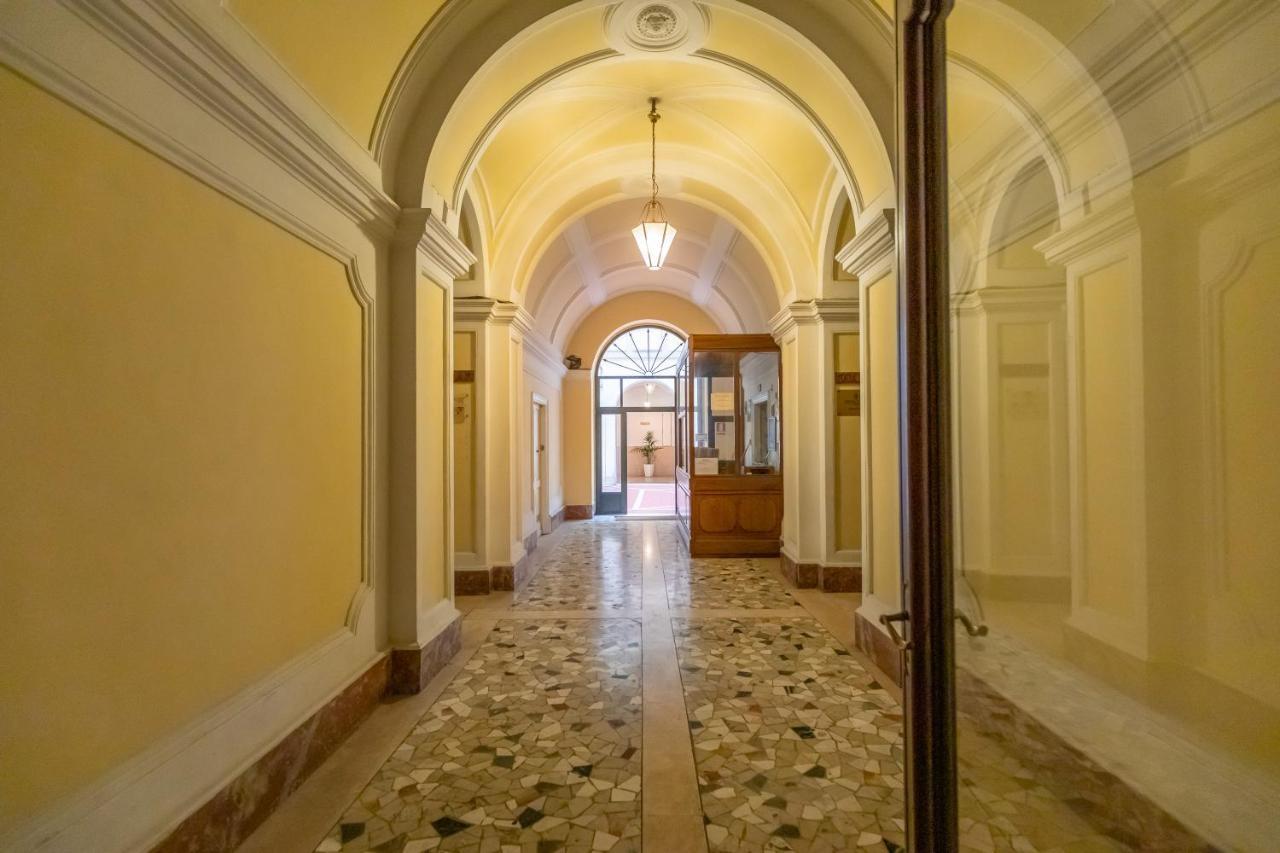Ginevra Appartamento Roma